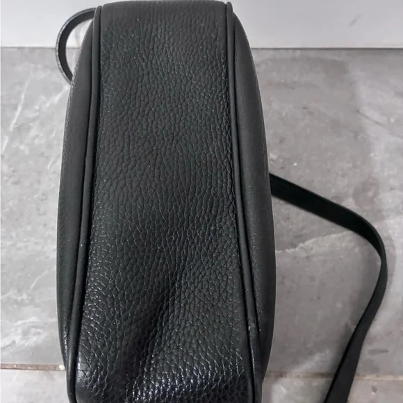 Gucci Black Pebbled Leather Crossbody Bag - Picture 4 of 8